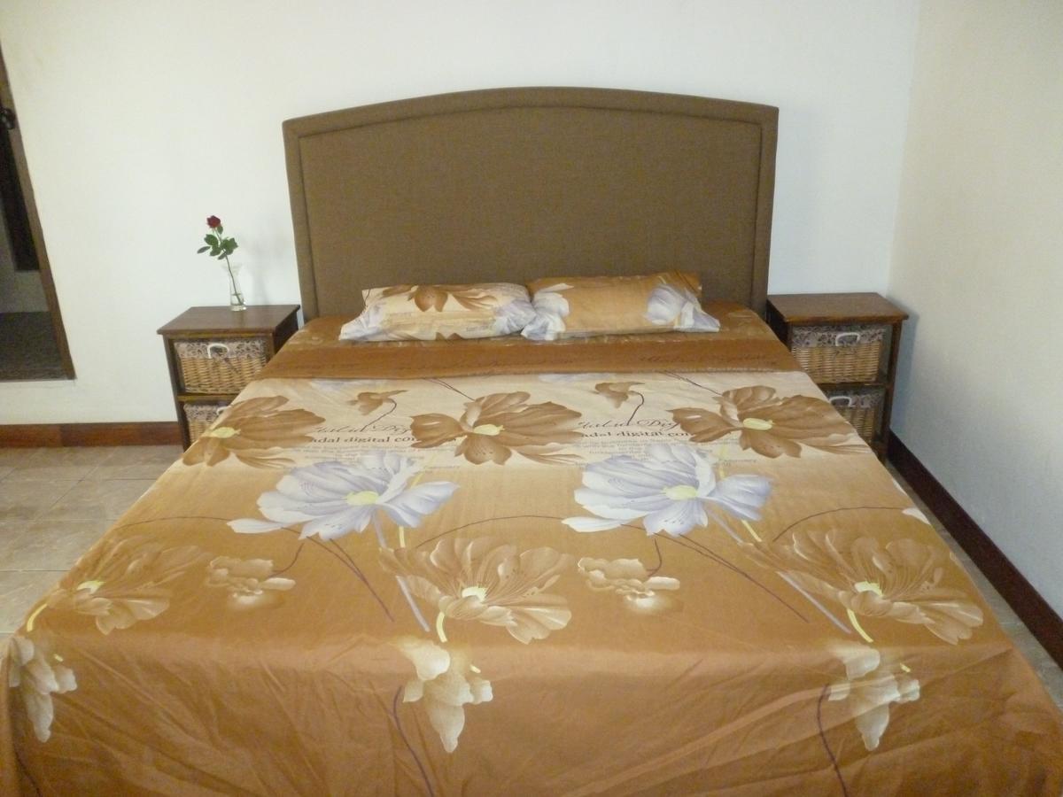 Chez Clenya Guesthouse La Ferme Dış mekan fotoğraf